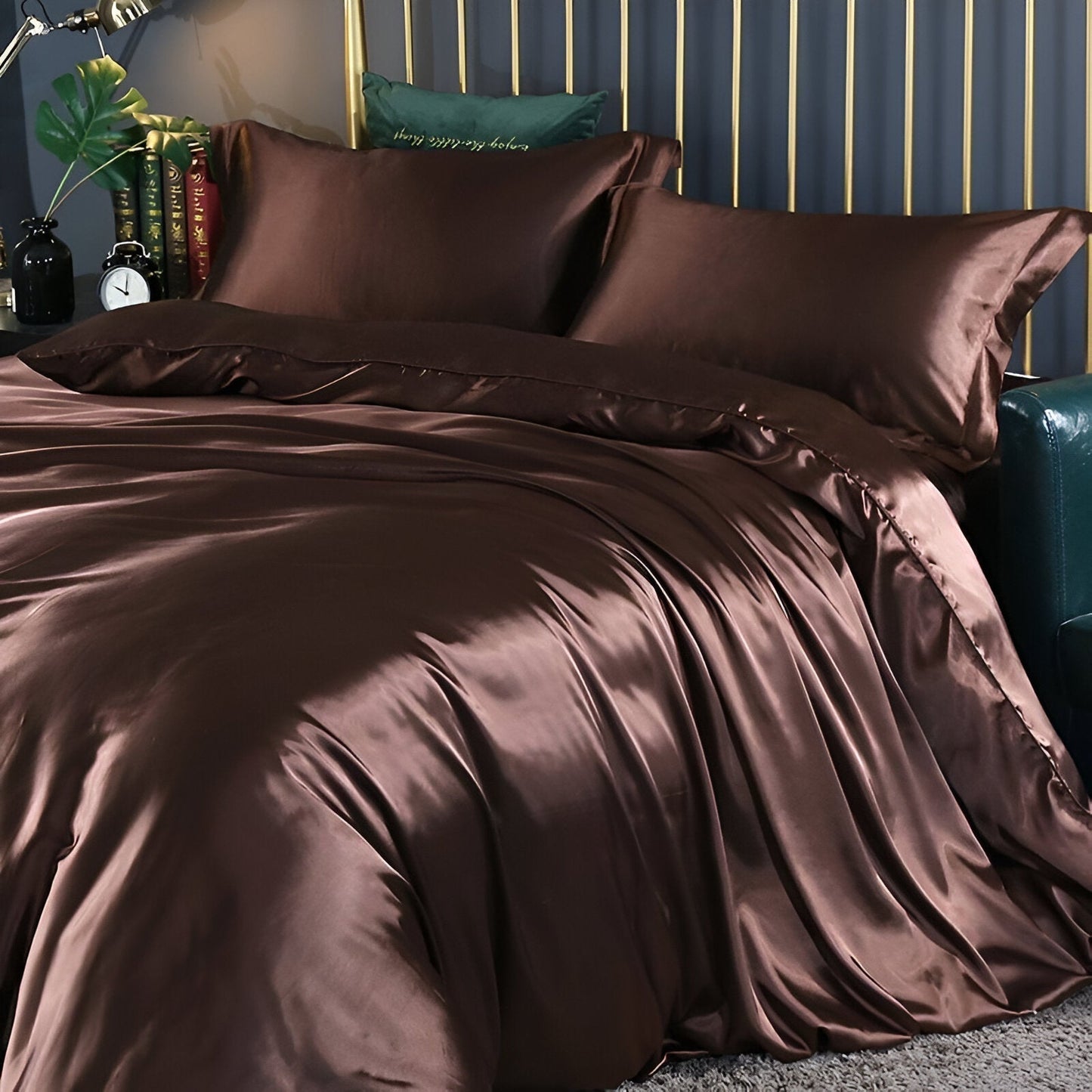 Luxurious Smooth Silk Bed Sheet Set