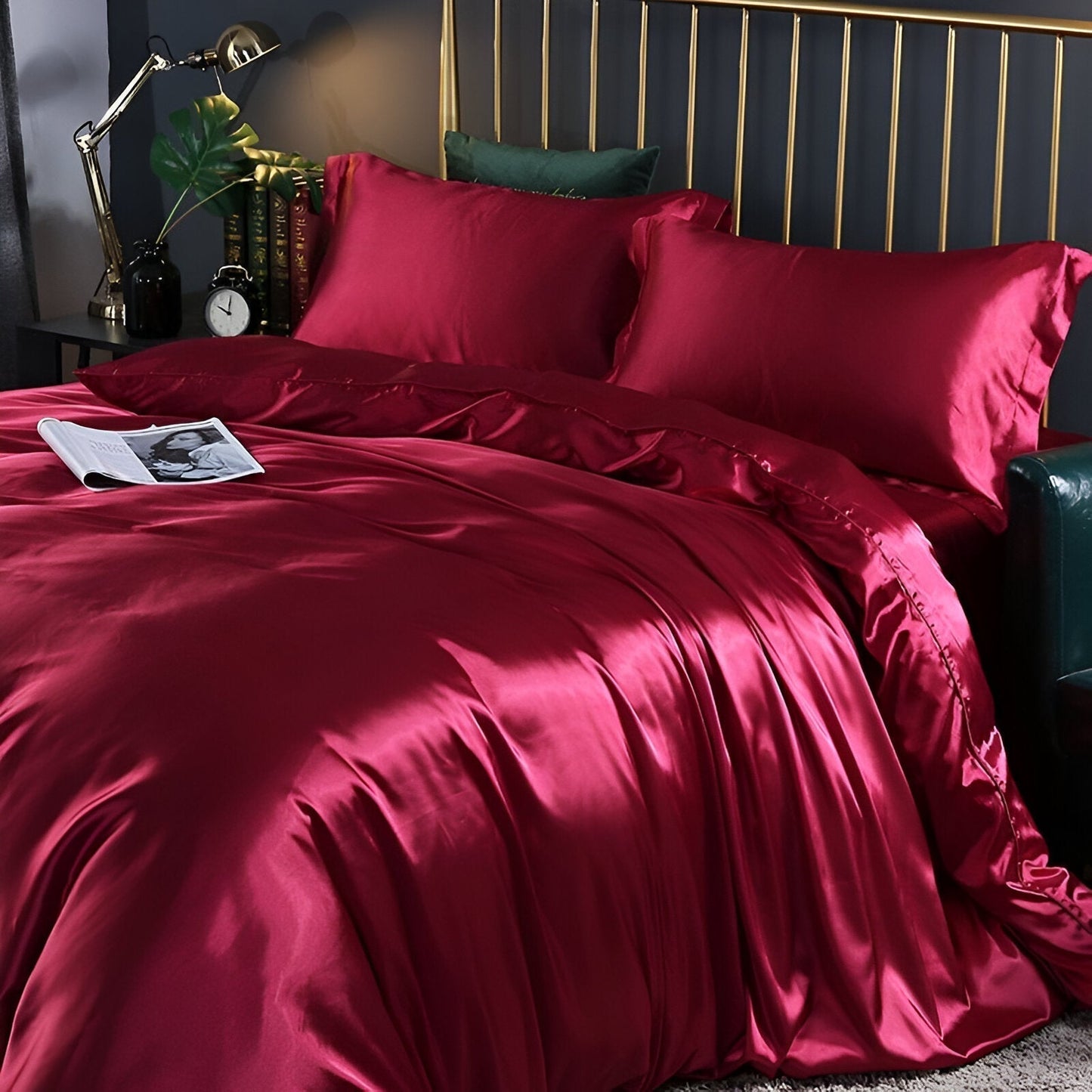 Luxurious Smooth Silk Bed Sheet Set
