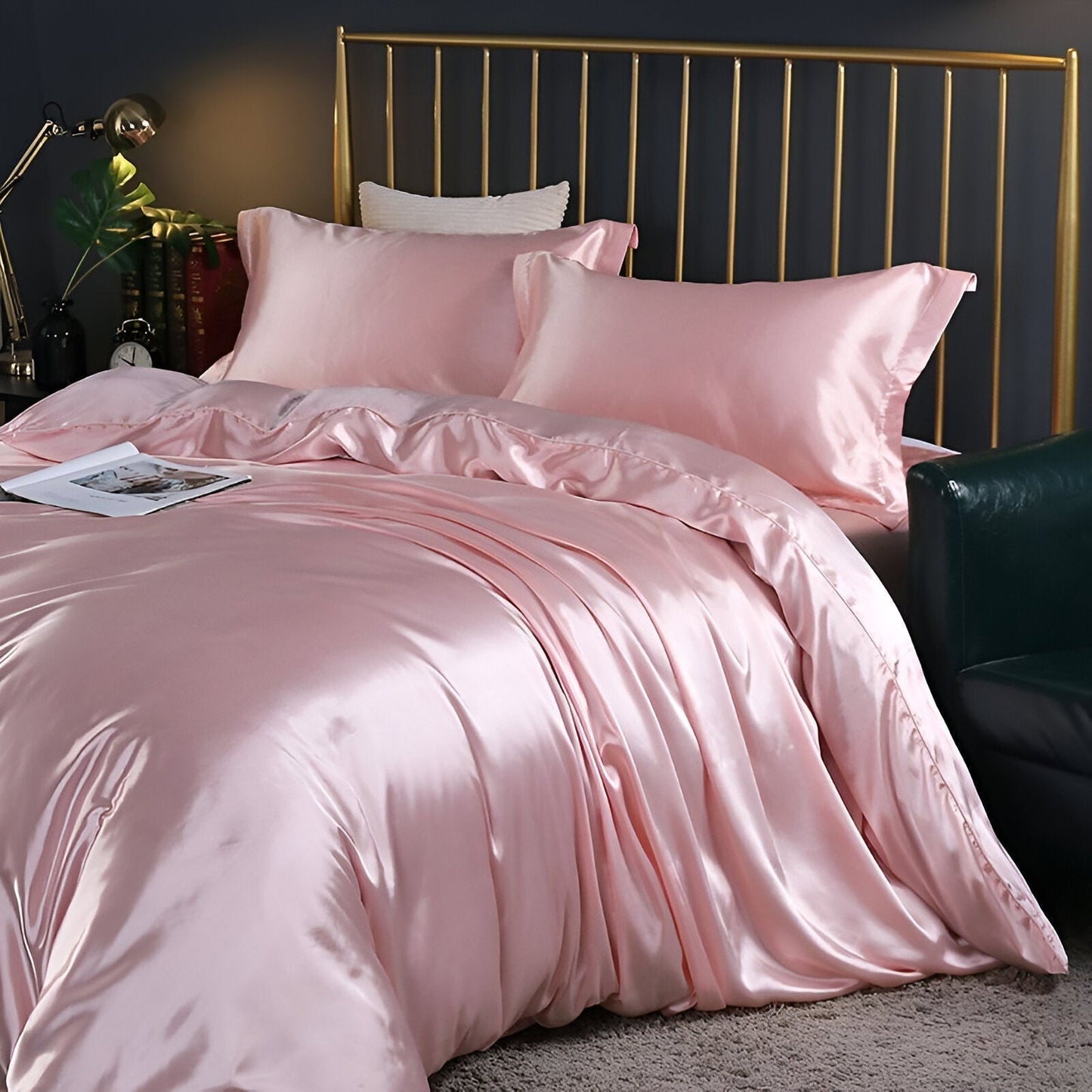 Luxurious Smooth Silk Bed Sheet Set