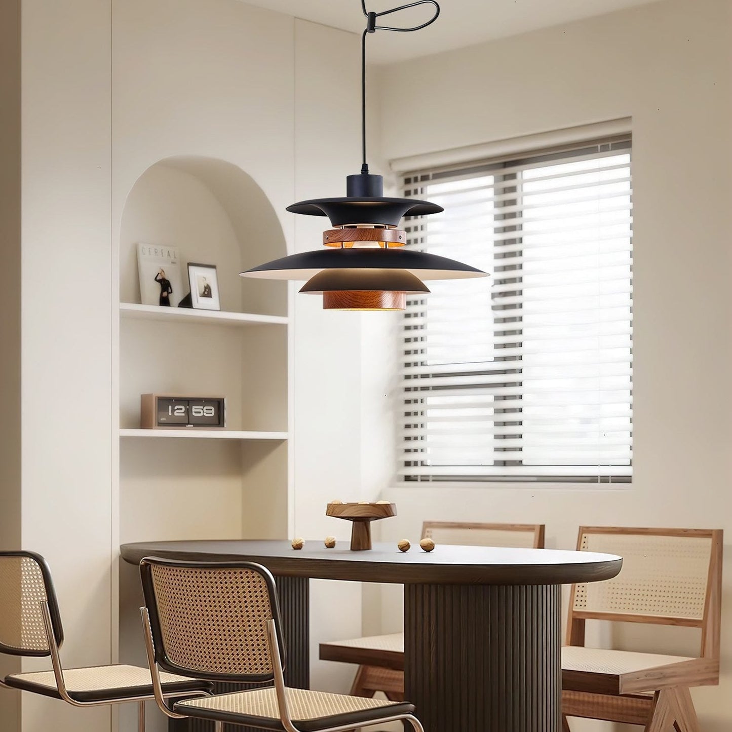 Adjustable Pendant Light with Flexible Arm