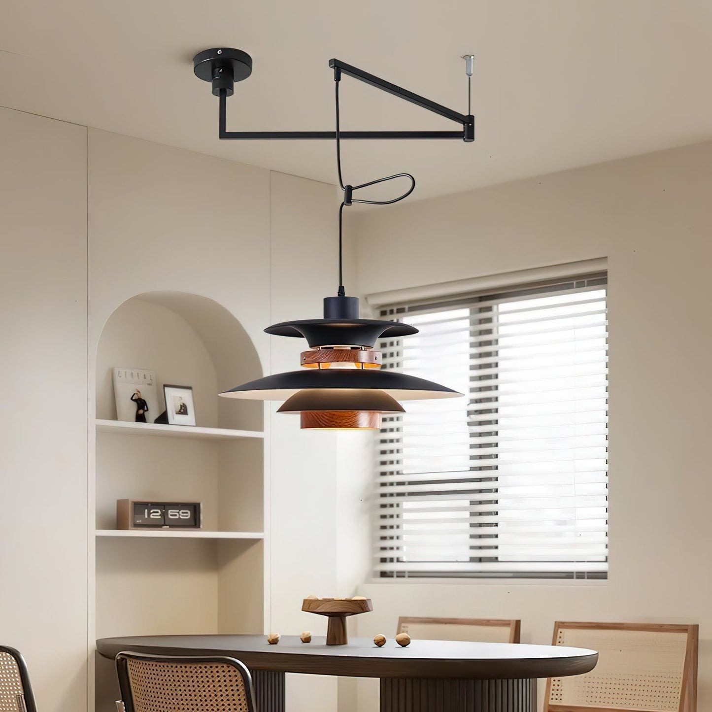 Adjustable Pendant Light with Flexible Arm