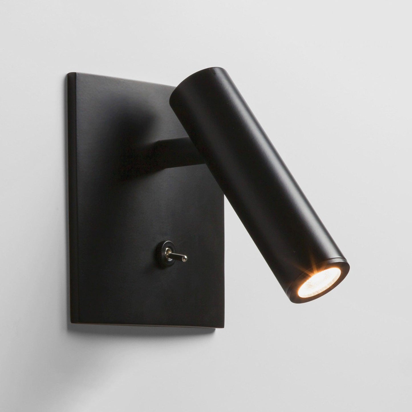 Contemporary Small LED Wall Sconce - Luxicro