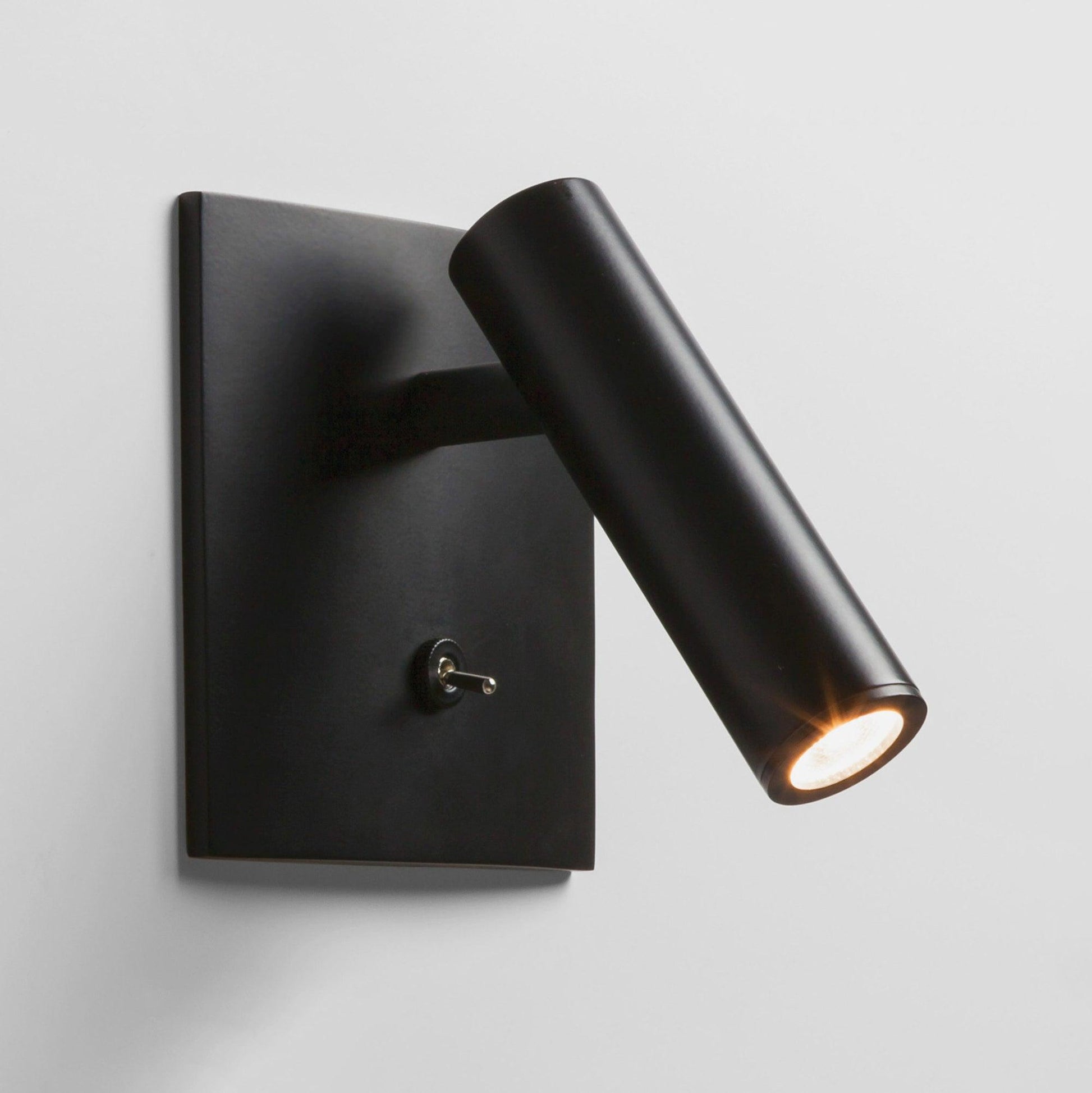 Contemporary Small LED Wall Sconce - Luxicro