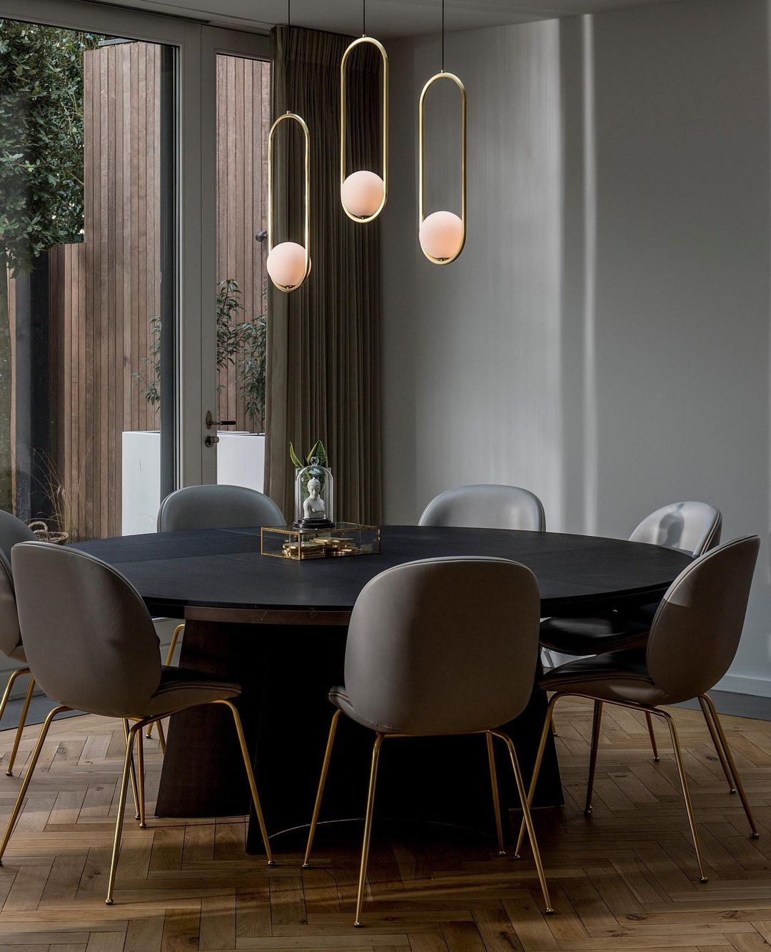 Chic Contemporary Hanging Light