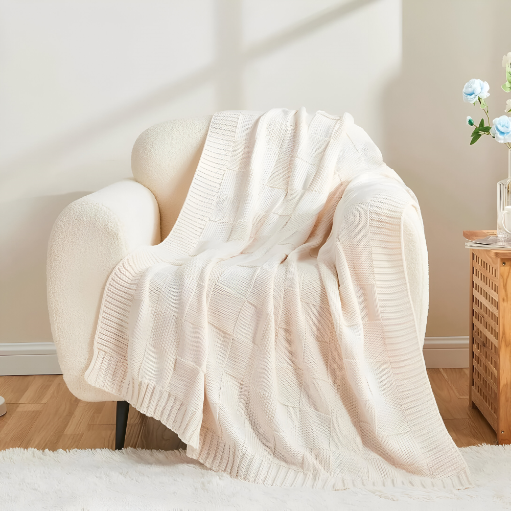Warm Plaid Knit Blanket Black and White Throw