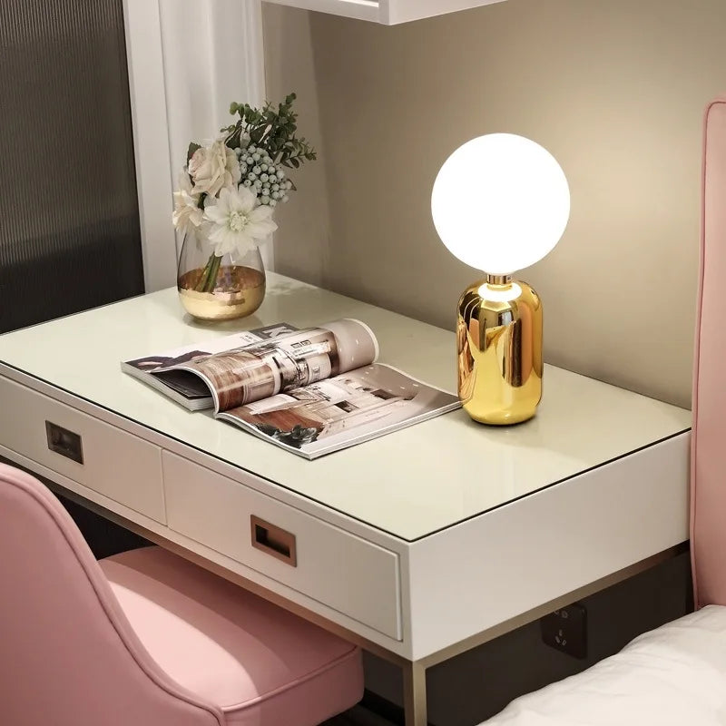 Contemporary Wooden Desk Lamp