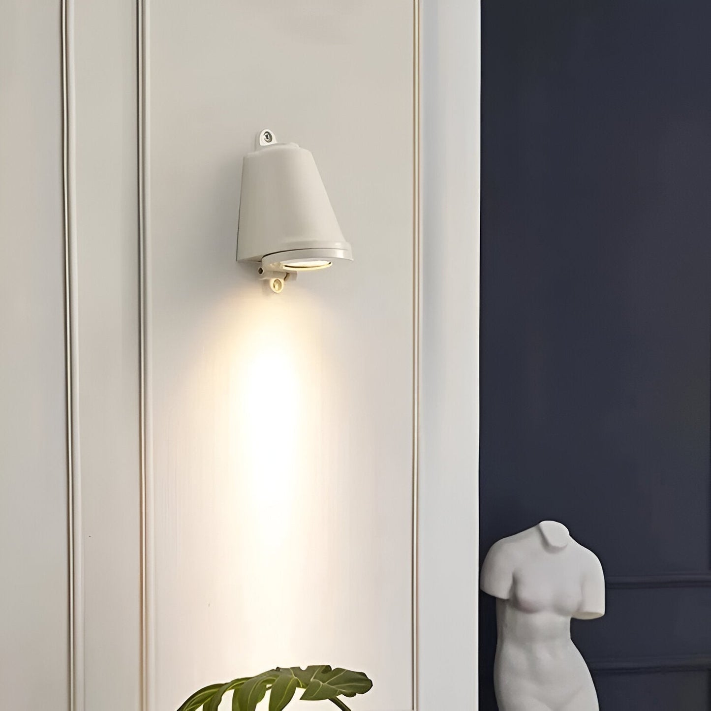 Modern Outdoor LED Wall Lamp