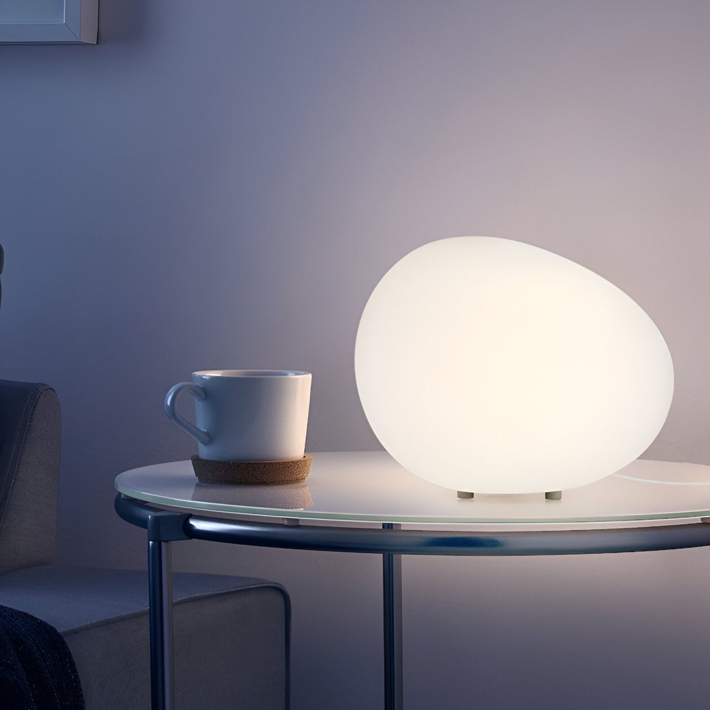 Simple Contemporary Metal Table Lamp