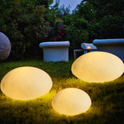 Durable Outdoor LED Garden Light Waterproof Solar Powered