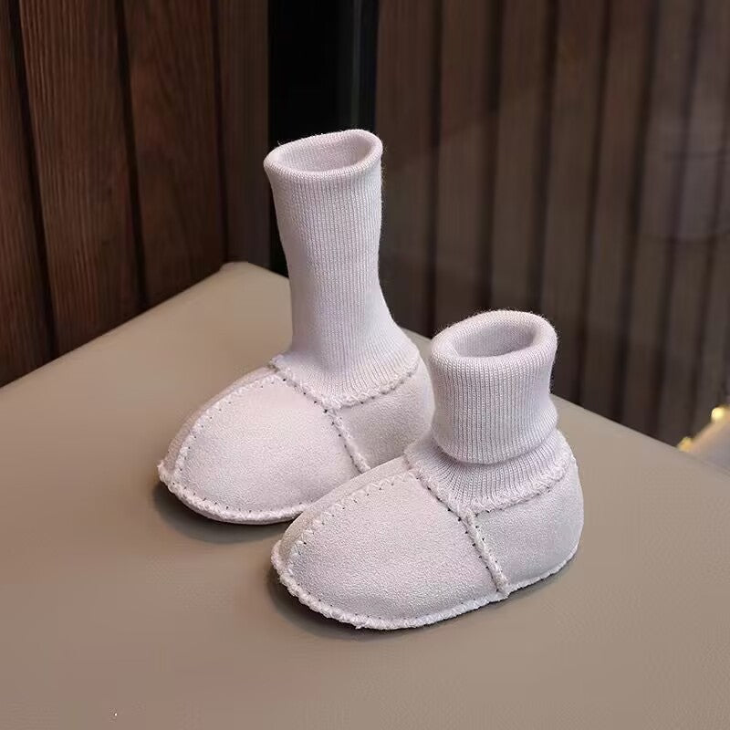 Cozy Baby Booties with Fleece Inside