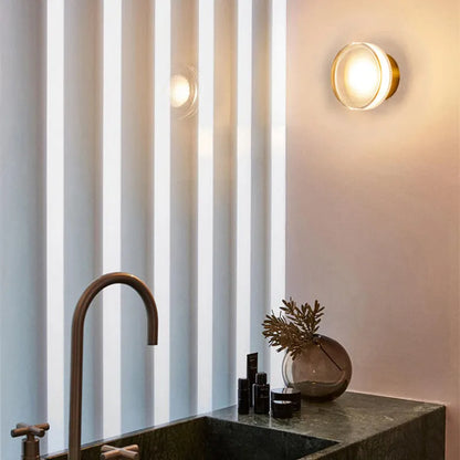 Sleek Metal Wall Lamp Contemporary Bowl Design
