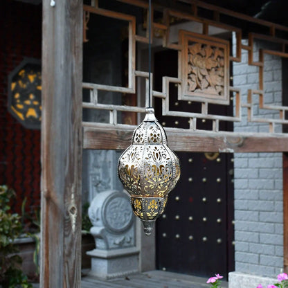 Decorative Solar Pendant Lantern Garden Outdoor Light