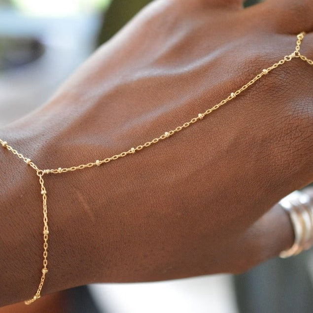 Dainty Galaxy Link Hand Chain - Luxicro