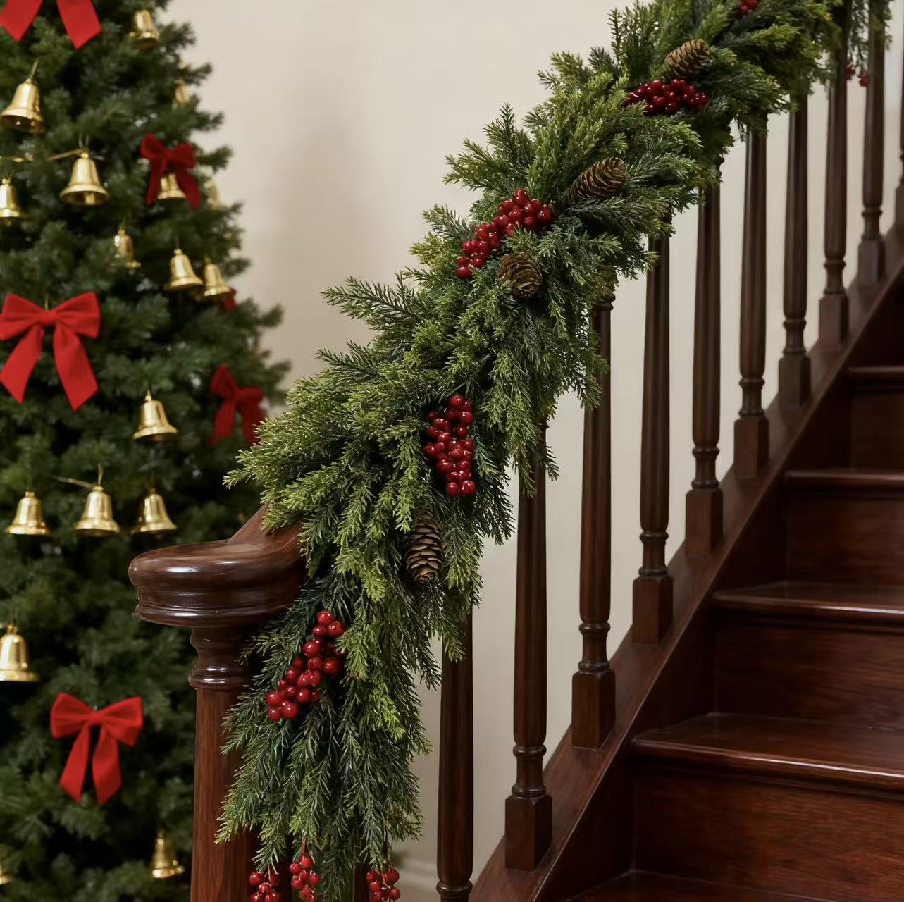 Fresh Fragrant Holiday Evergreen Wreath