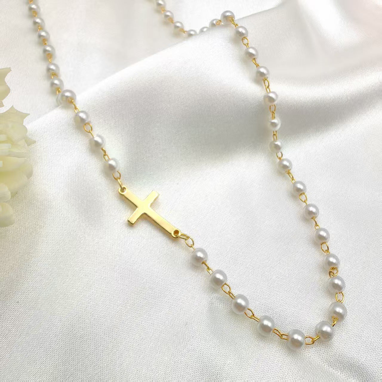 Dainty Faux Pearl Cross Layering Choker Necklace