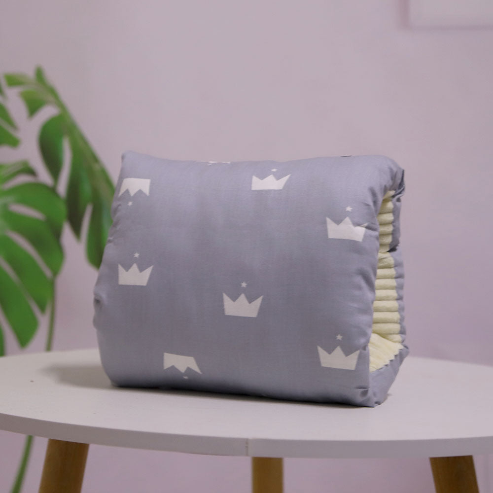 Comfortable Infant Nursing Support Cushion