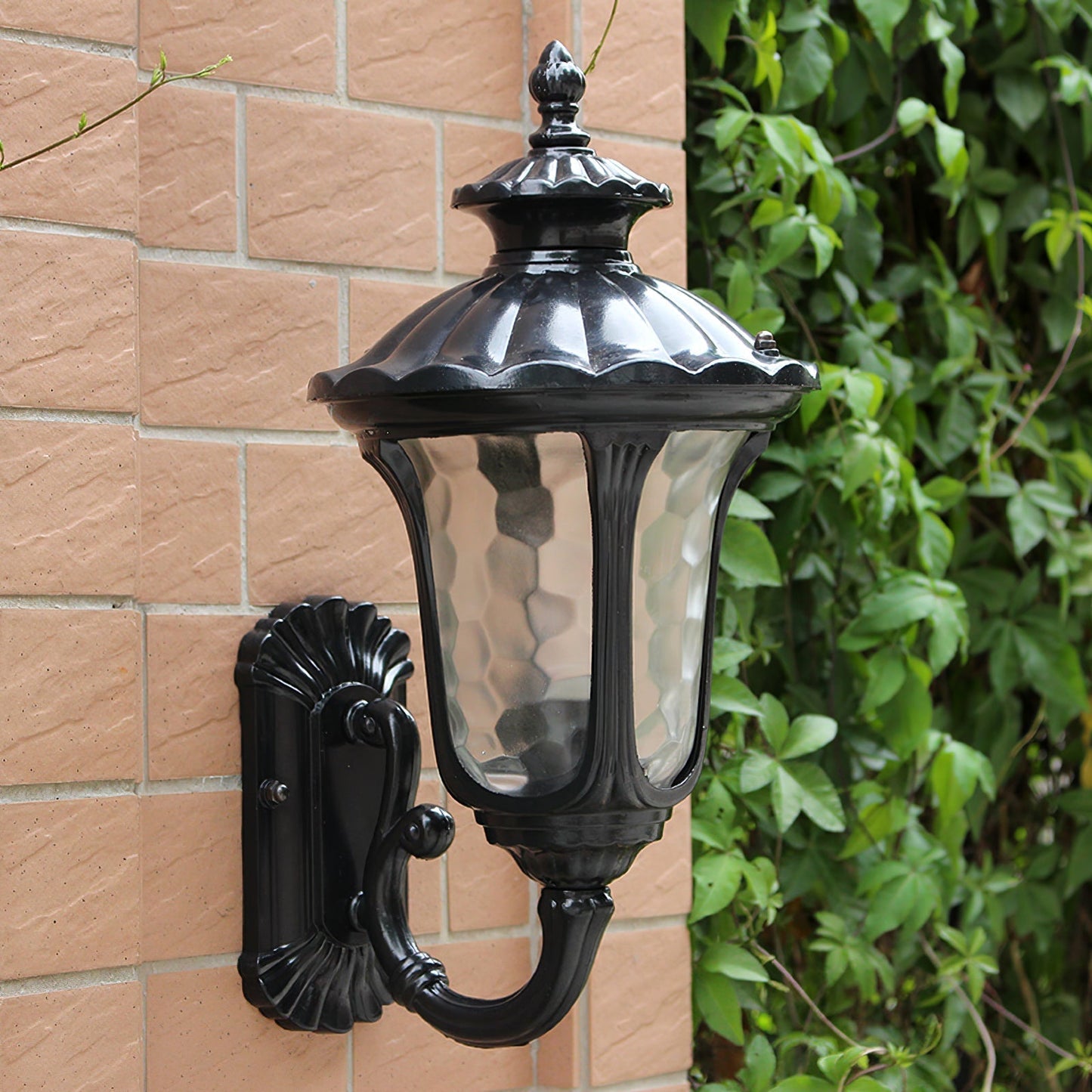 Outdoor Classic Exterior Wall Lamp Frosted Glass