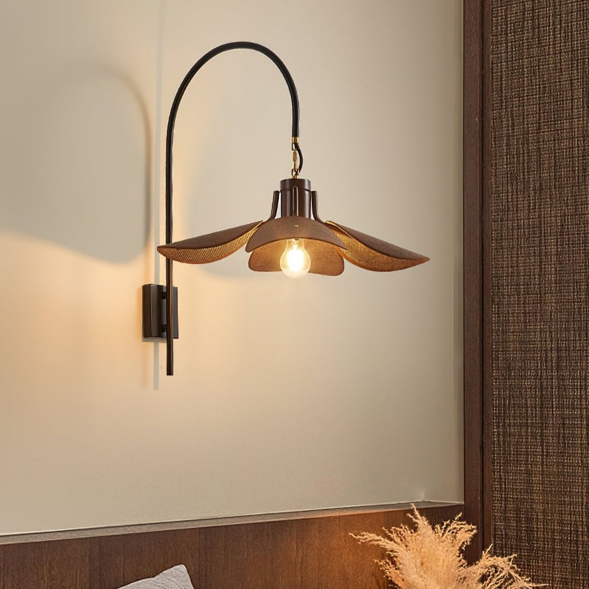 Beautiful Flower Wall Light