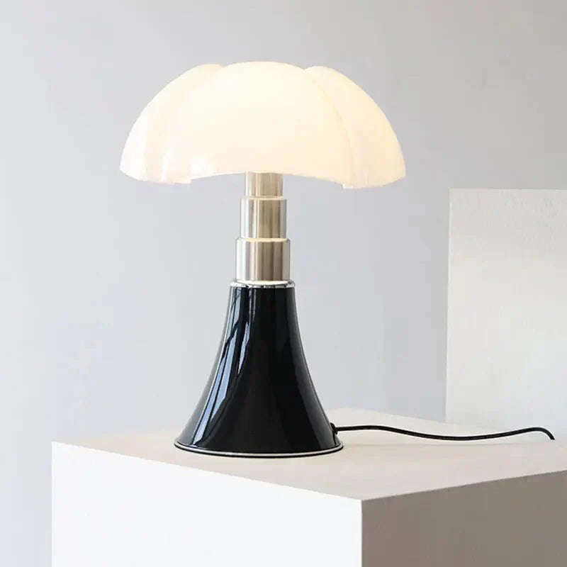 Beautiful Flower Desk Light for Living Room - Luxicro