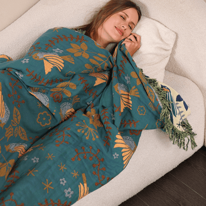 Cozy Reversible Bird Pattern Throw Blanket