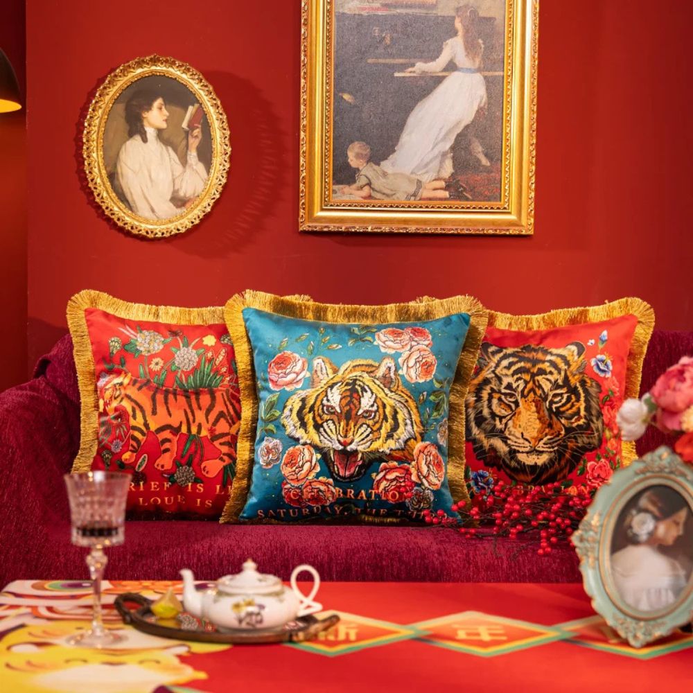 Luxurious Animal Print Velvet Pillow Cover - Luxicro