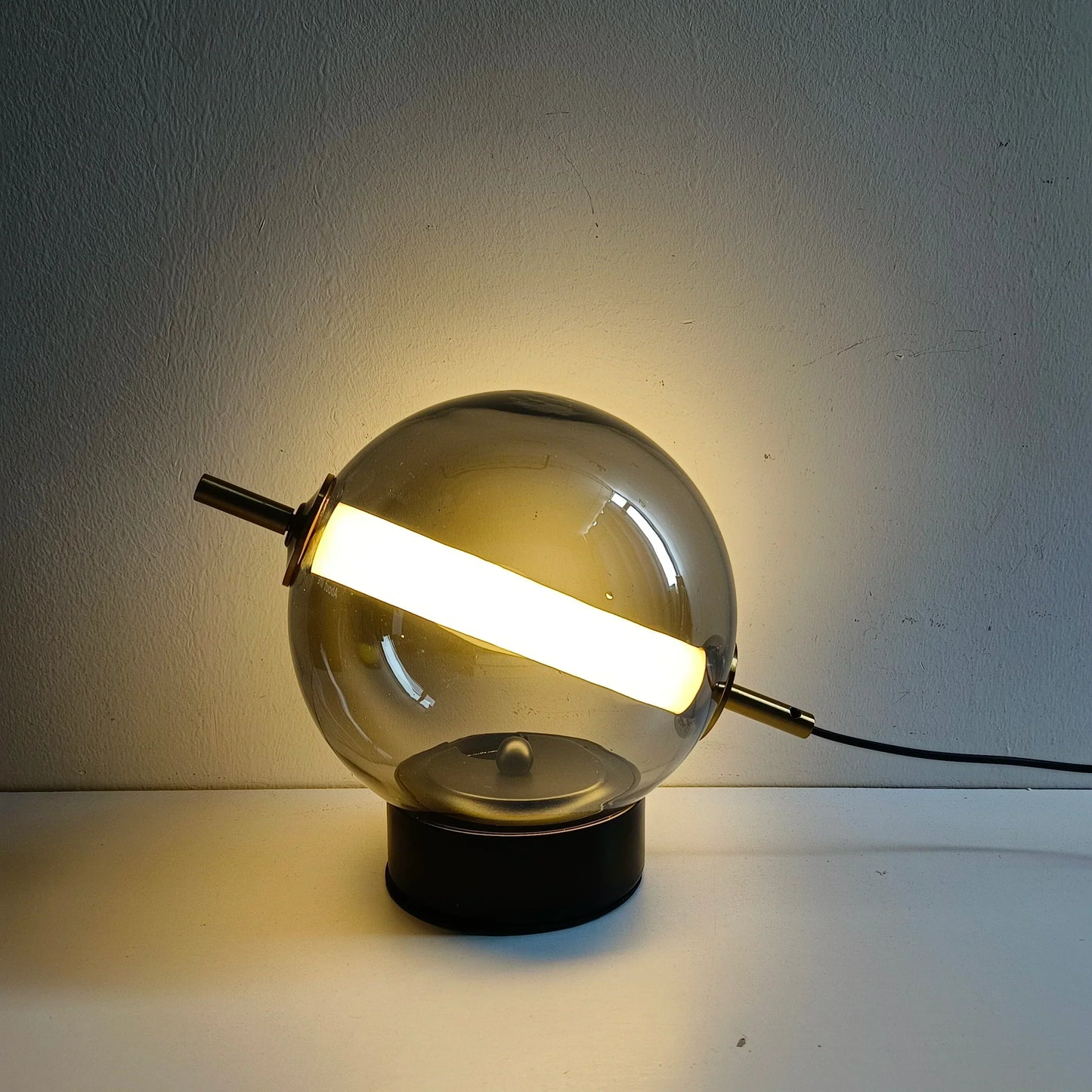 Classic Table Lamp with Cozy Gentle Glow