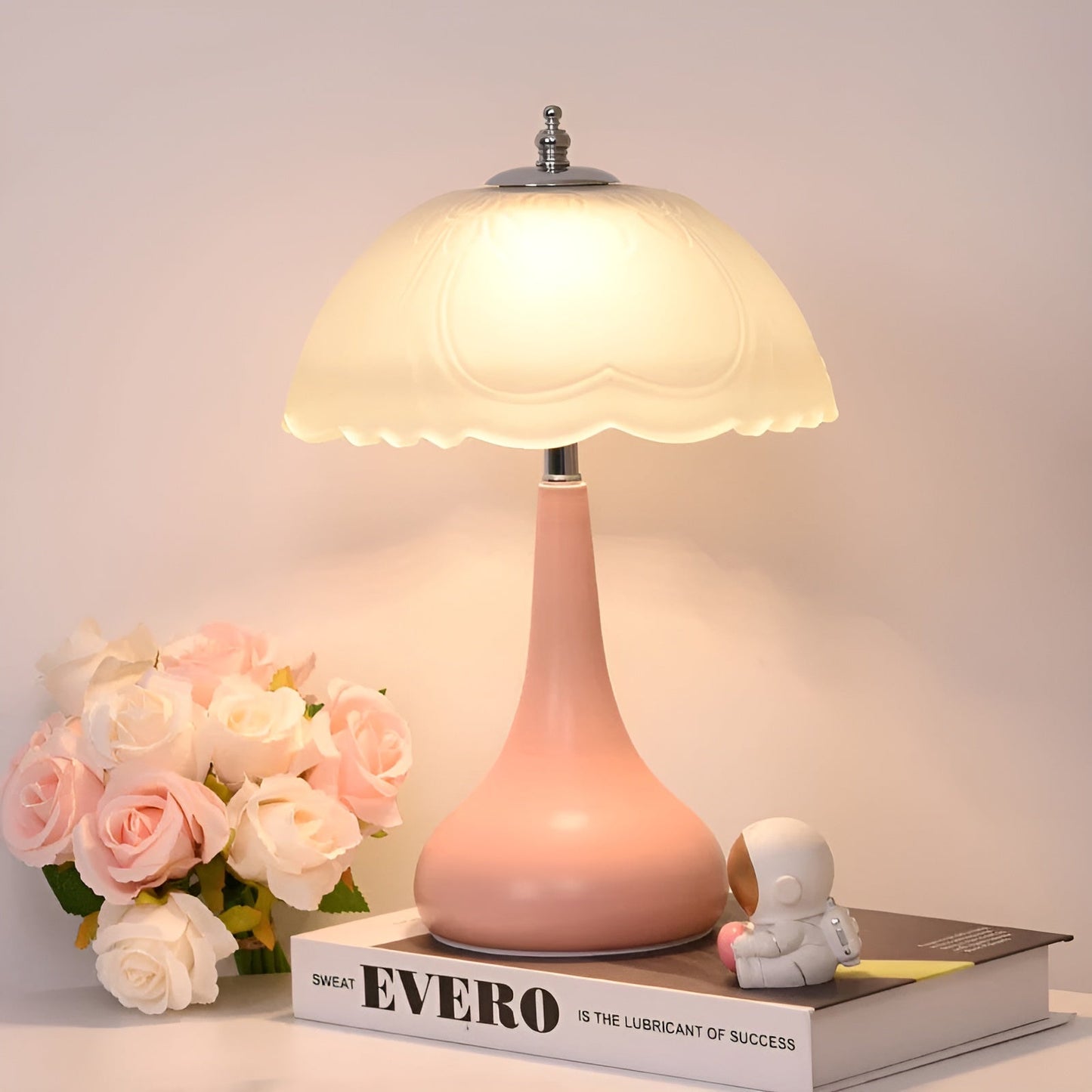 Traditional Dimmable Desk Lamp with LED Light
