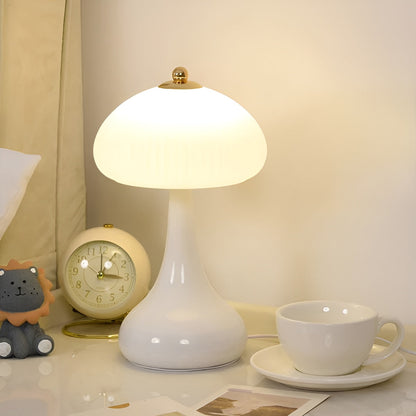 Traditional Dimmable Desk Lamp with LED Light