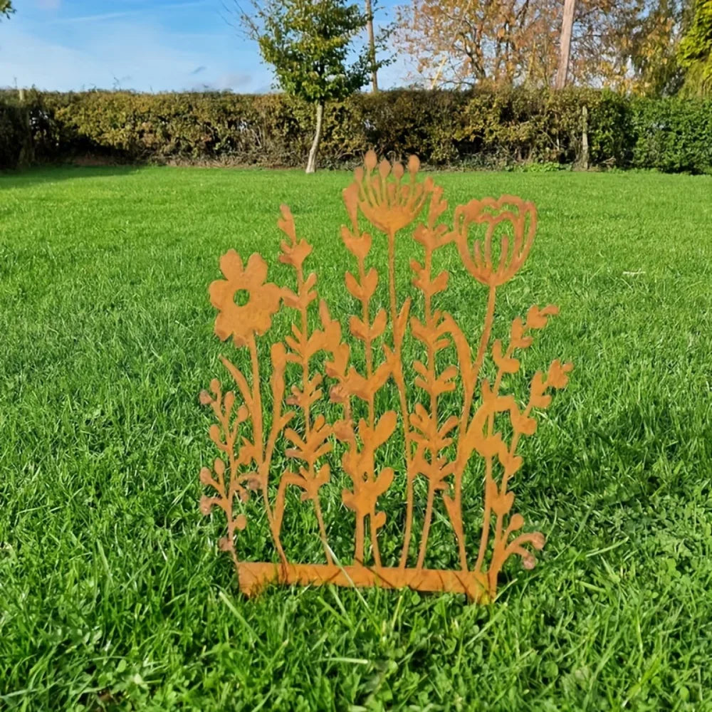 Rustic Metal Wildflower Garden Decor Stake - Luxicro