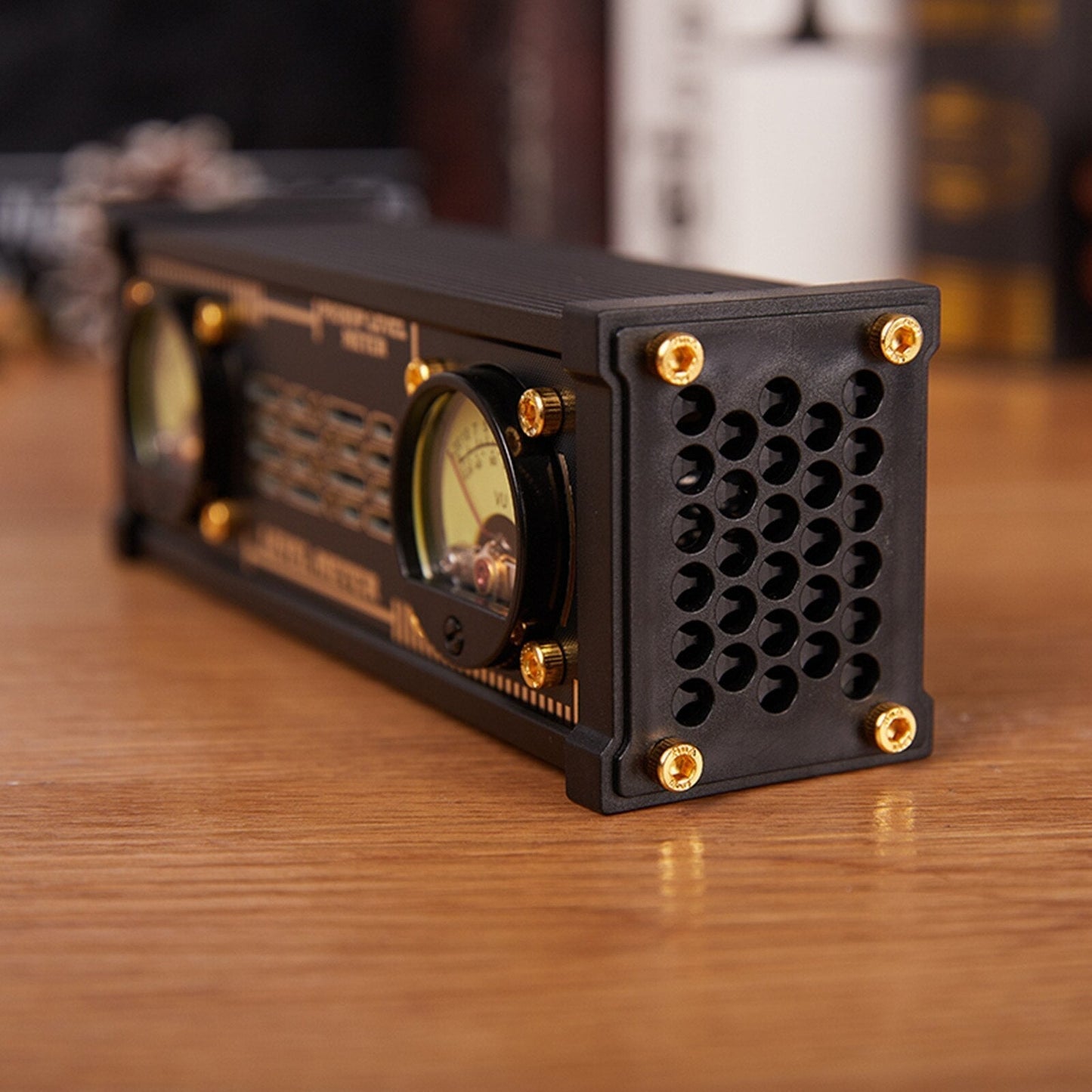 Retro Analog Audio Meter