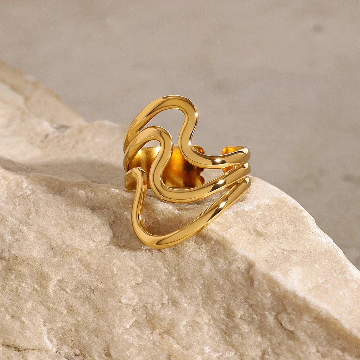 Elegant Ocean Wave Silver Ring