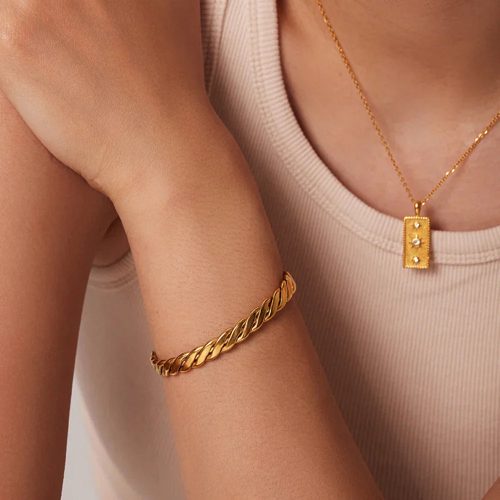 Elegant 18k Gold Plated Twist Bangle Bracelet