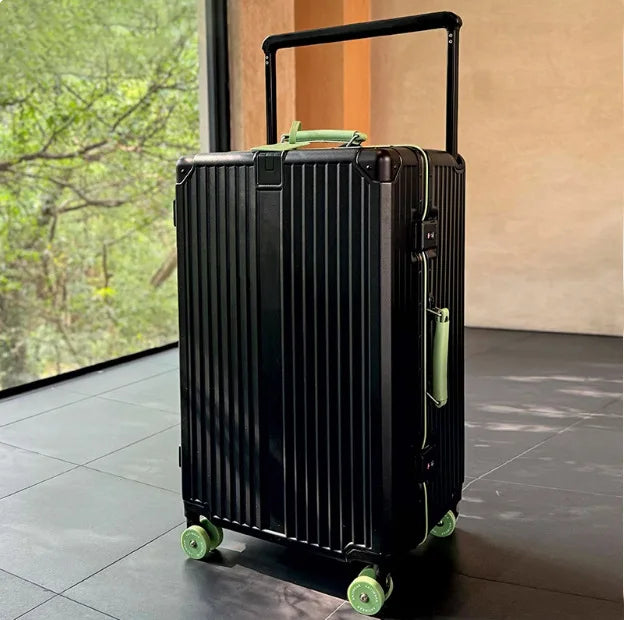 Strong Travel Hard Shell Suitcase Valencia