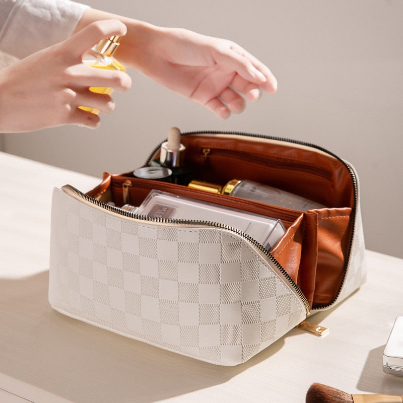 Classic Check Cosmetic Travel Bag - Luxicro