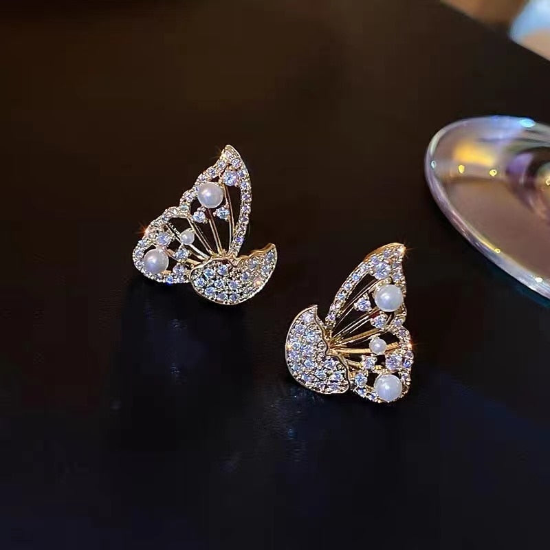 Shiny Crystal Drop Pendant Earrings