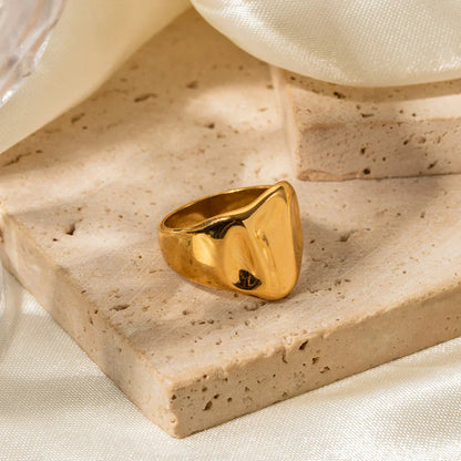 Vibrant Ocean Design Ring - Luxicro