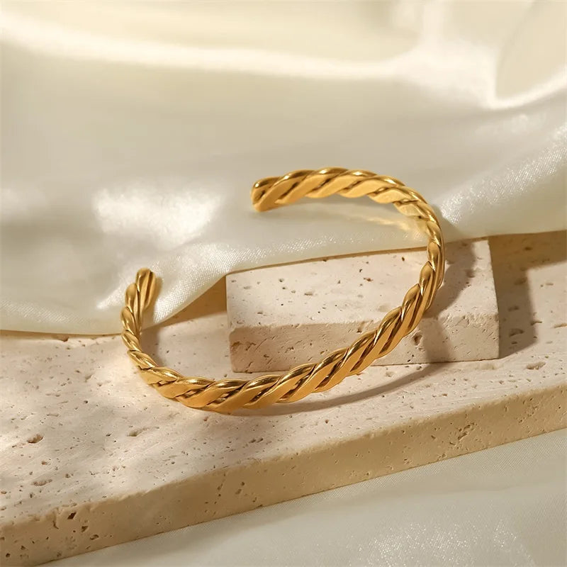 Elegant 18k Gold Plated Twist Bangle Bracelet