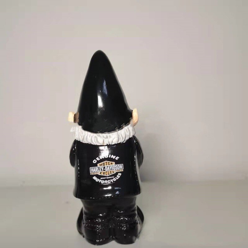 Fun Garden Train Statue