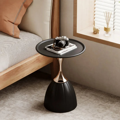 Simple Wood Coffee Table in Modern Design