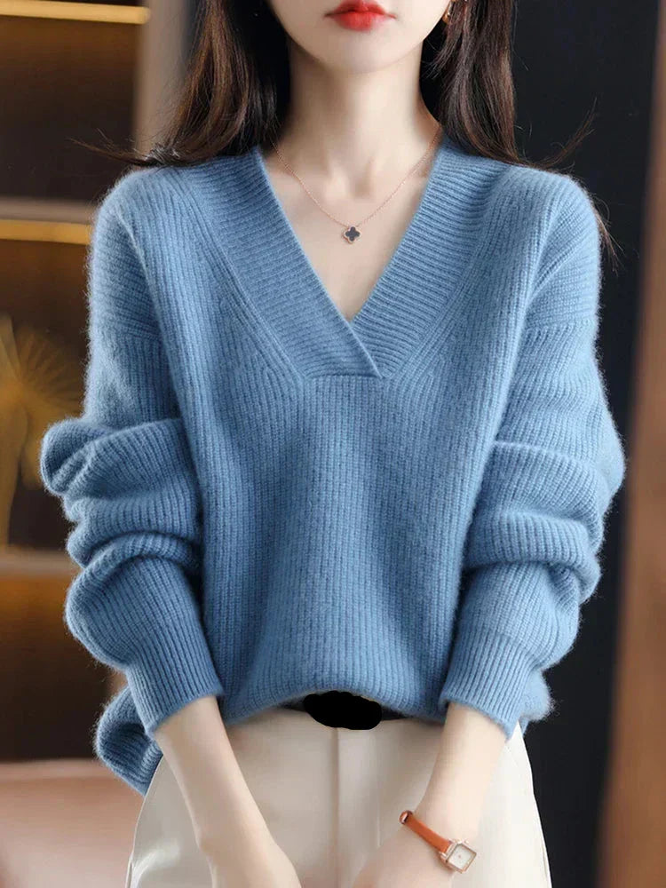 Cozy Women's Crew Neck Knit Wool Sweater