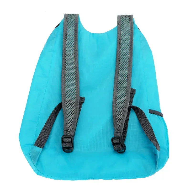 Lightweight Water Resistant Hiking Daypack 20L