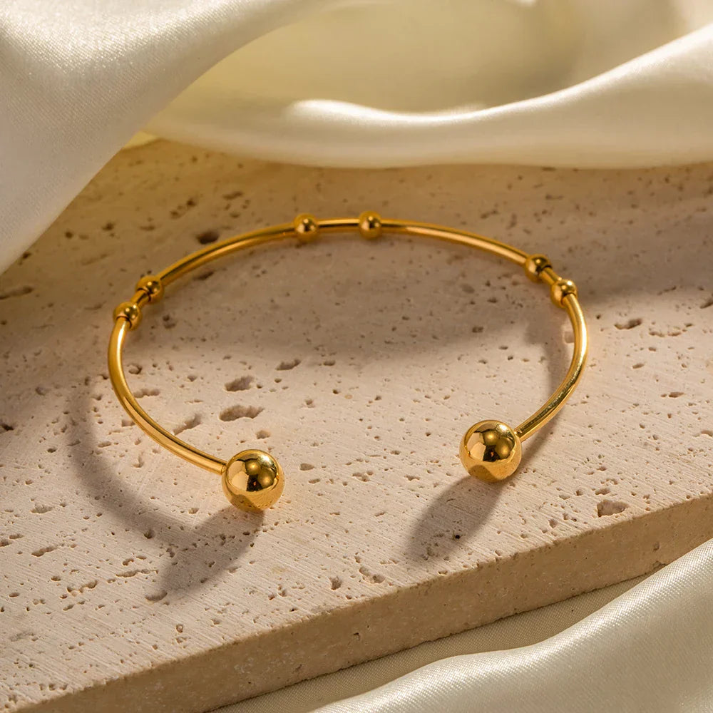 Stylish Beaded Cuff Bracelet Accessory - Luxicro
