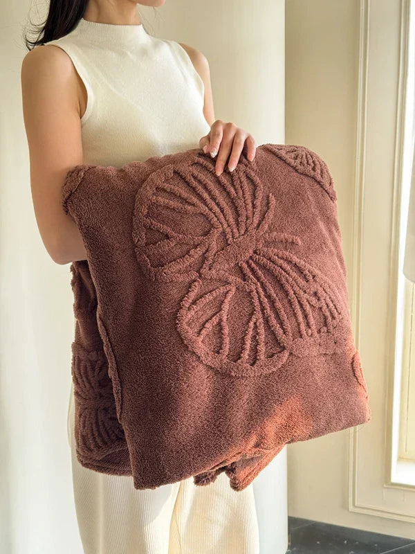 Cozy Plush Throw Blanket with Colorful Butterfly Pattern