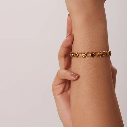 Elegant Oval Stone Bangle Bracelet
