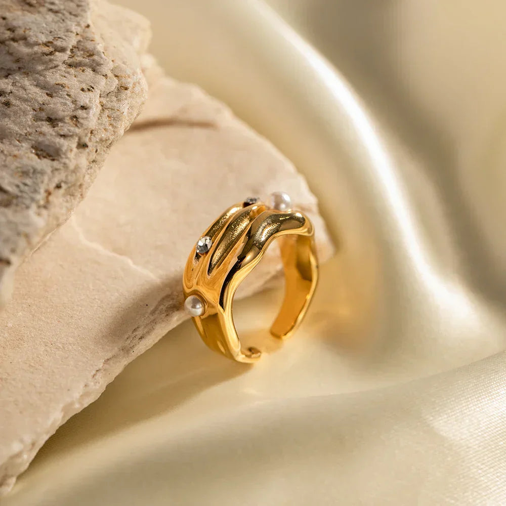 Elegant Silver Diamond Engagement Ring