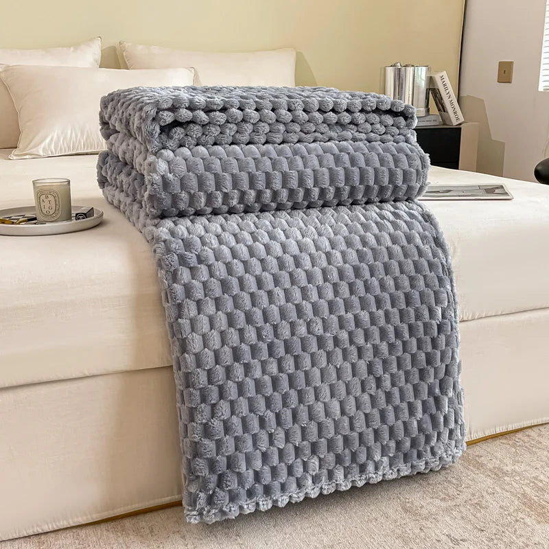 Cozy Checked Blanket Soft Throw for Bedroom