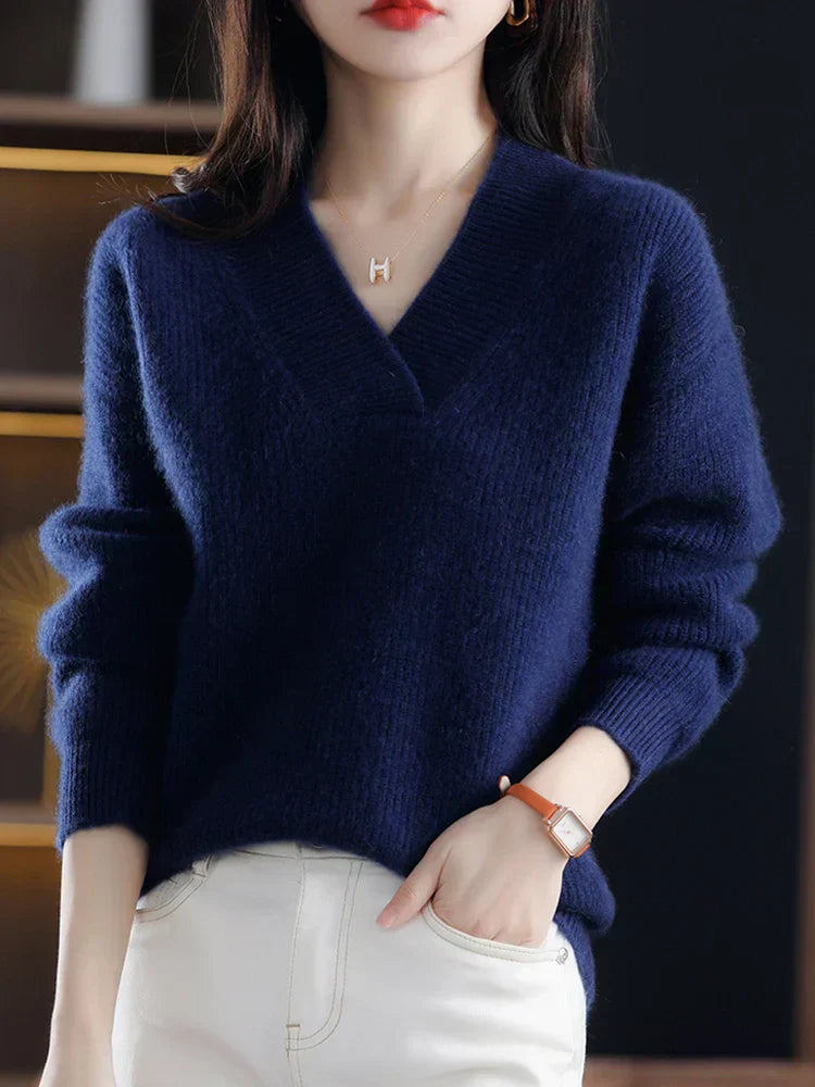 Cozy Women's Crew Neck Knit Wool Sweater