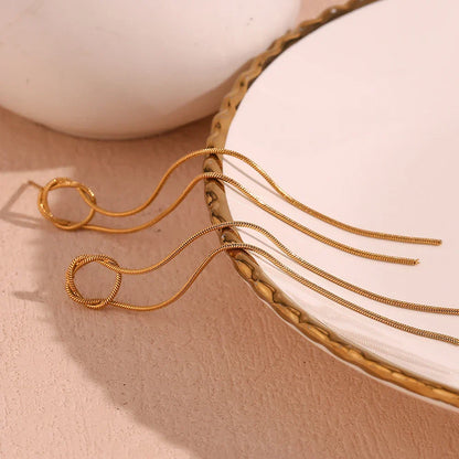 Dainty 14k Gold Circle Dangle Earrings