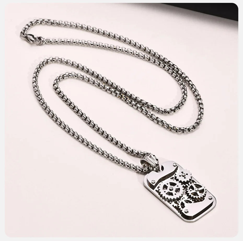 Stylish Mechanical Gear Pendant Necklace