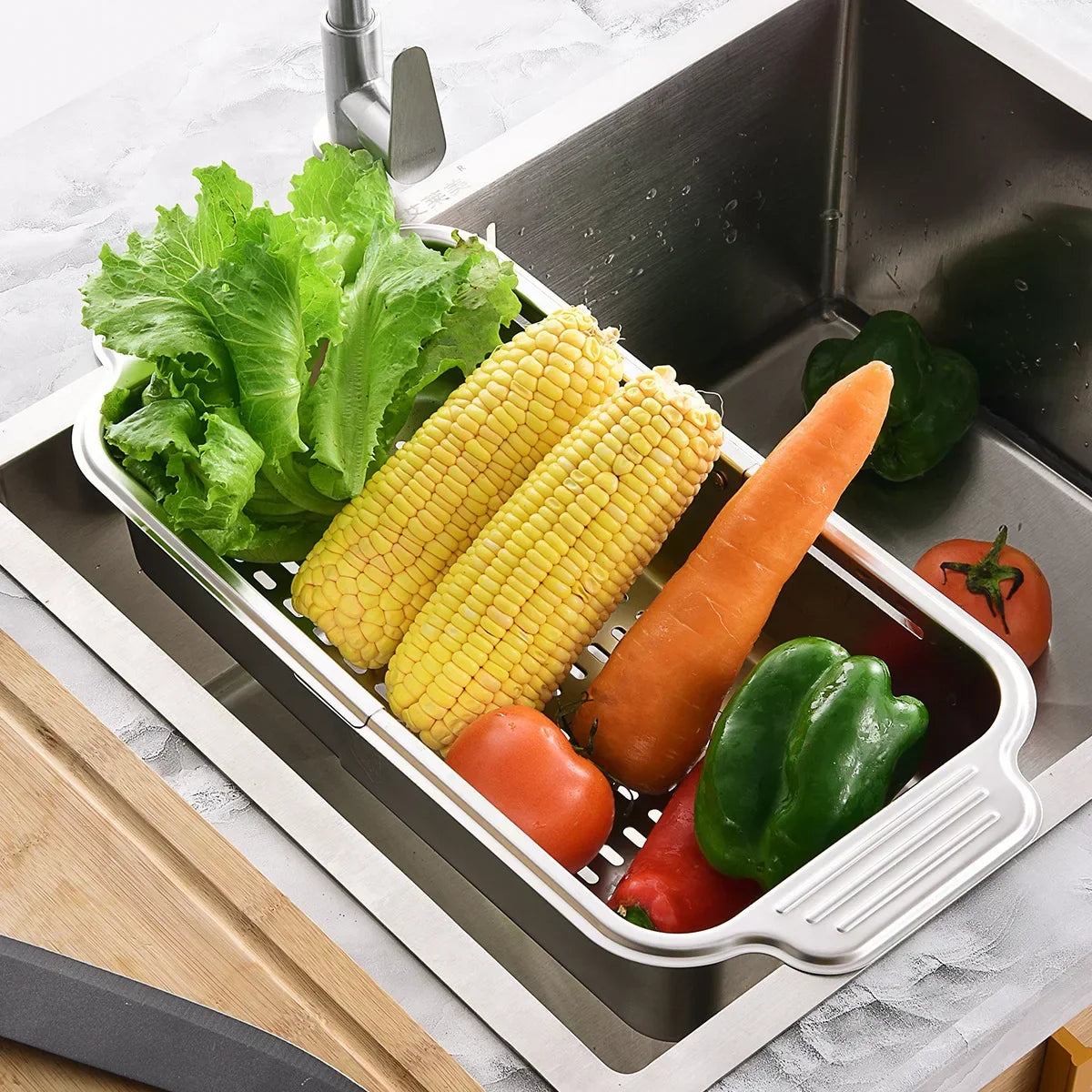 Compact Kitchen Stainless Steel Vegetable Colander Basket